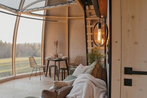 Living area - AtmoSphere | Glamping dome with mountain view (Czorsztyn)