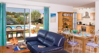Joli Villa | Proche de la plage + Parking Gratuit