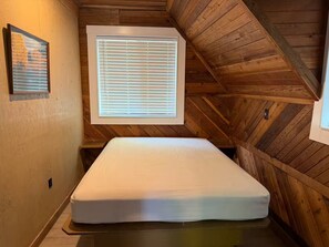 Room - Kinbasket Lake Resort (Columbia-Shuswap A)
