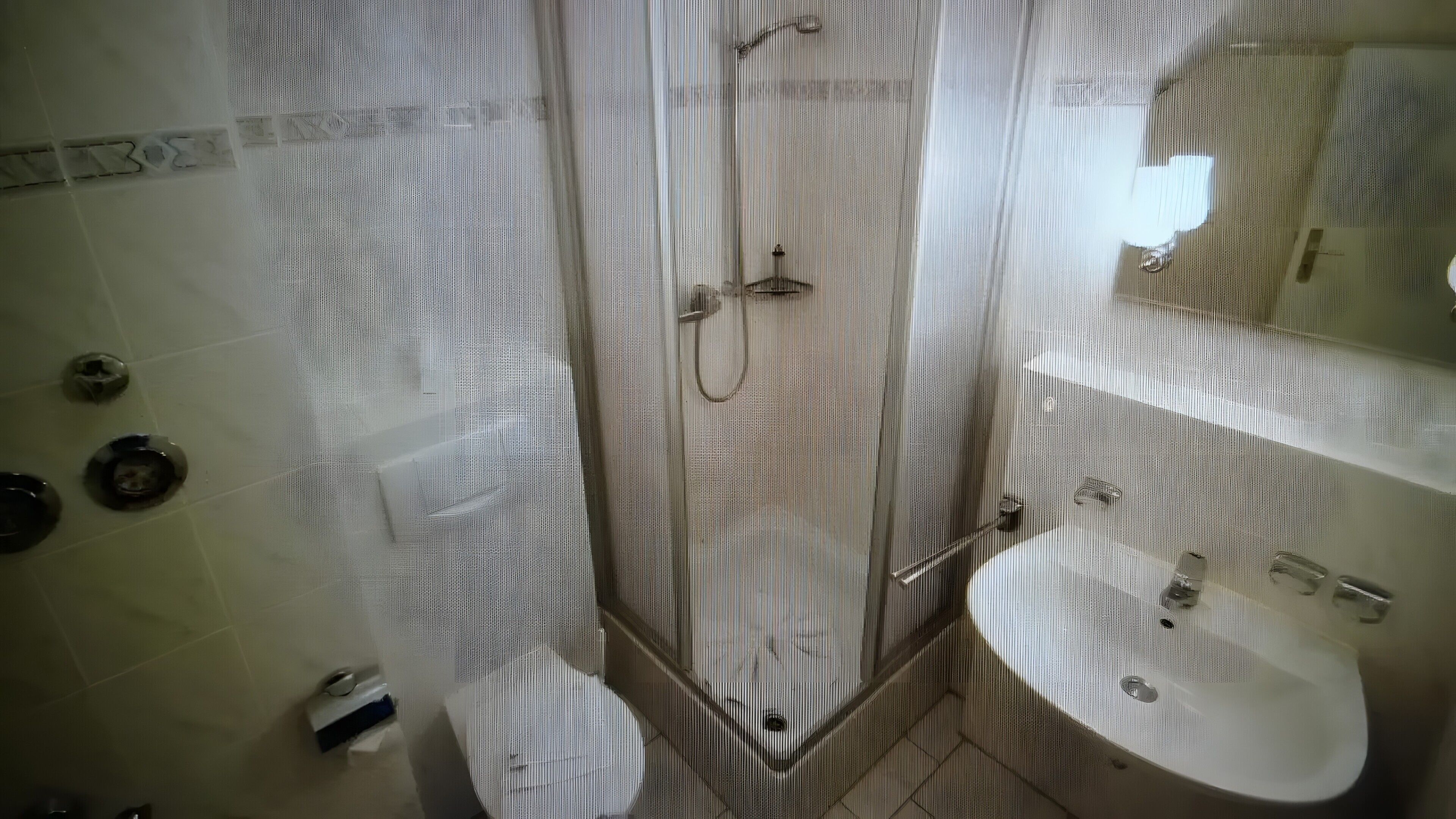 Dusche, Haartrockner