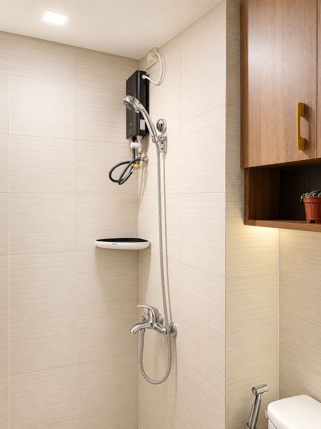 Dusche, Haartrockner, Bidet, Handtücher