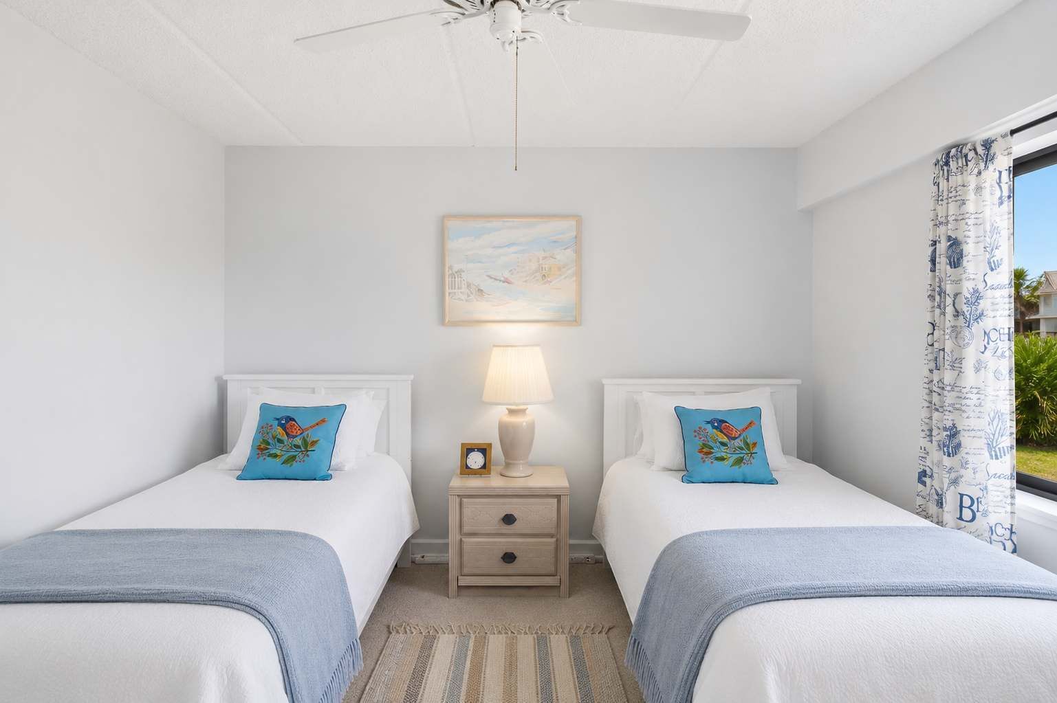 WiFi, bed sheets