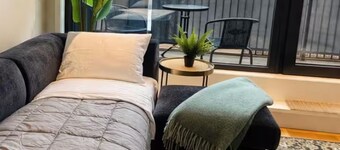 LUXURY 2025 Townhome [10 Minutes to Downtown + FREE Parking]