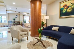  Ảnh chưa phân loại, 3 trong số 11 ảnh, nút