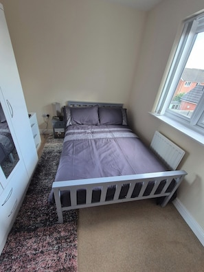 1 bedroom - Room-elegant Guest Room in West Midlands (Tipton)