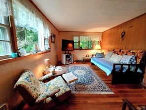 Caja de seguridad en la habitación, wifi gratis y ropa de cama 