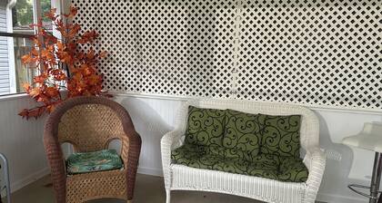 Comfortable Charming Convenient in Covington TN