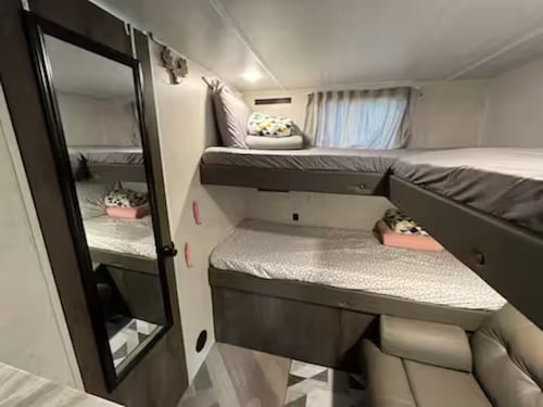 Glamping ~ Tomball/Cypress, TX