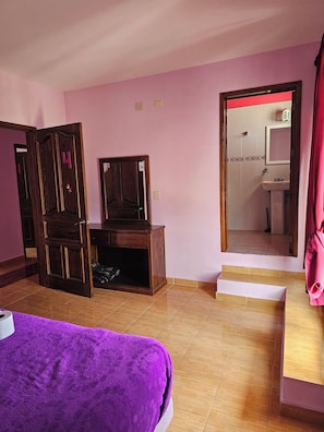 Comfort-Zimmer, Balkon, Bergblick | Kostenloses WLAN