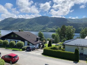 Exterior - Sunnmørsidyll og boblebad (Ålesund)