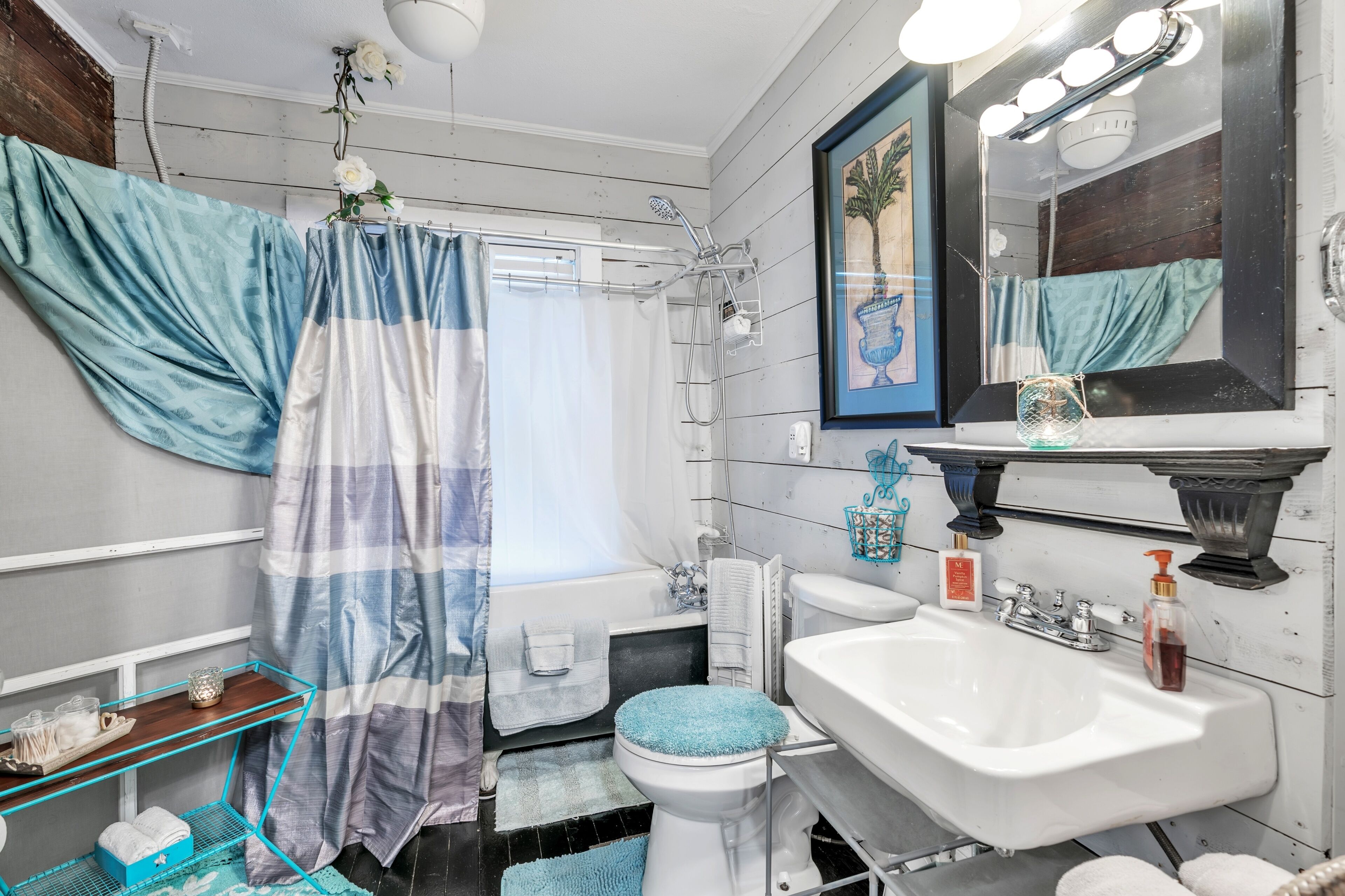 Hair dryer, towels, soap, toilet paper