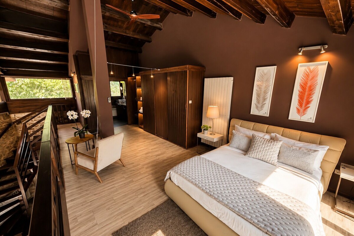 WiFi (free), individually decorated, individually furnished, bed sheets