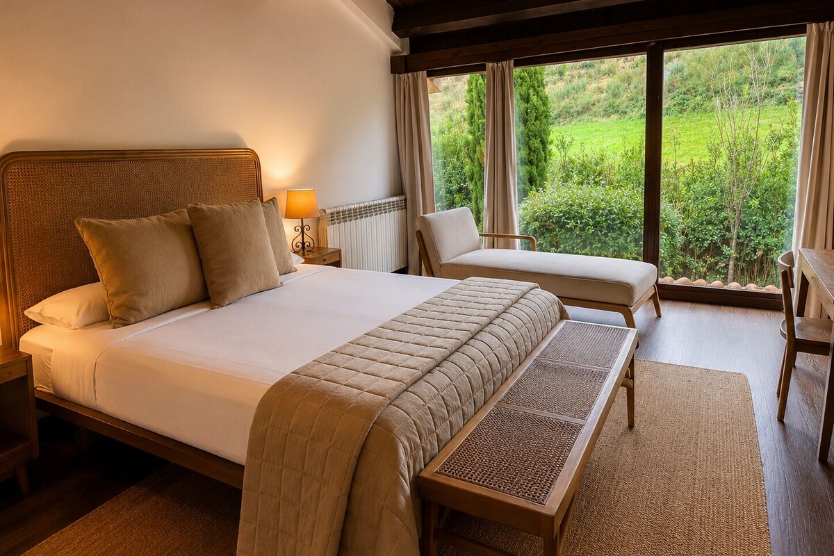 WiFi (free), individually decorated, individually furnished, bed sheets