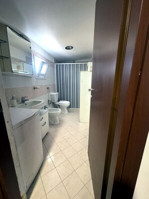 Hair dryer, soap, toilet paper - Villa degli Iris · Piscina privata, giardino e BBQ a Mascalucia (Mascalucia)