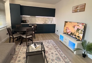 Interior - 4-bedrooms Flat Walk To Wembley Stadium (Wembley)