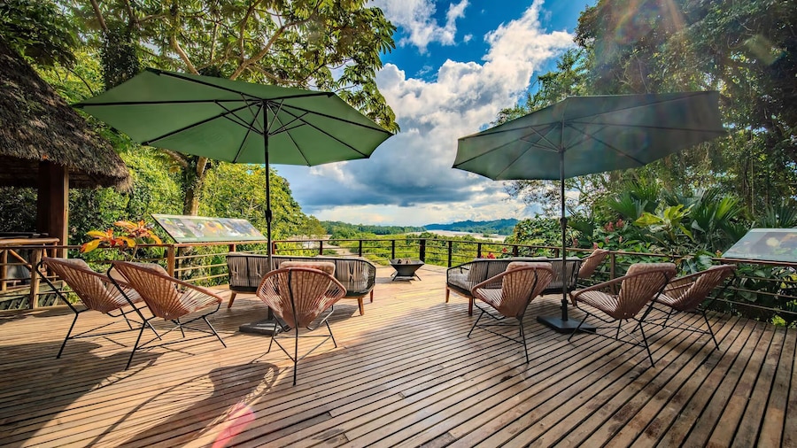 Minga Lodge & Sanctuary