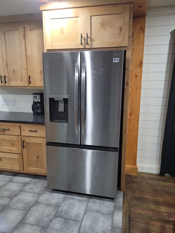 Interior - Spacious 4-bedroom house in Muskogee with AC (Muskogee)
