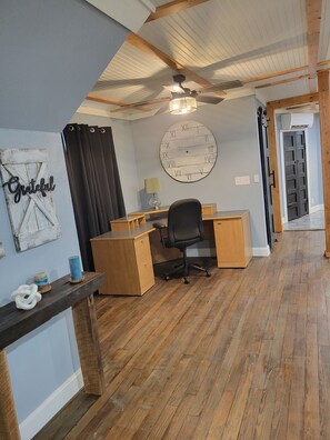 Unclassified image, 2 of 22, button - Spacious 4-bedroom house in Muskogee with AC (Muskogee)