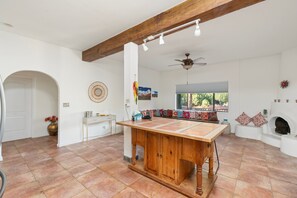 Game room - Spacious Home w/ Stunning Red Rock Views & Hot Tub | Near Broken Arrow Trail (Sedona)