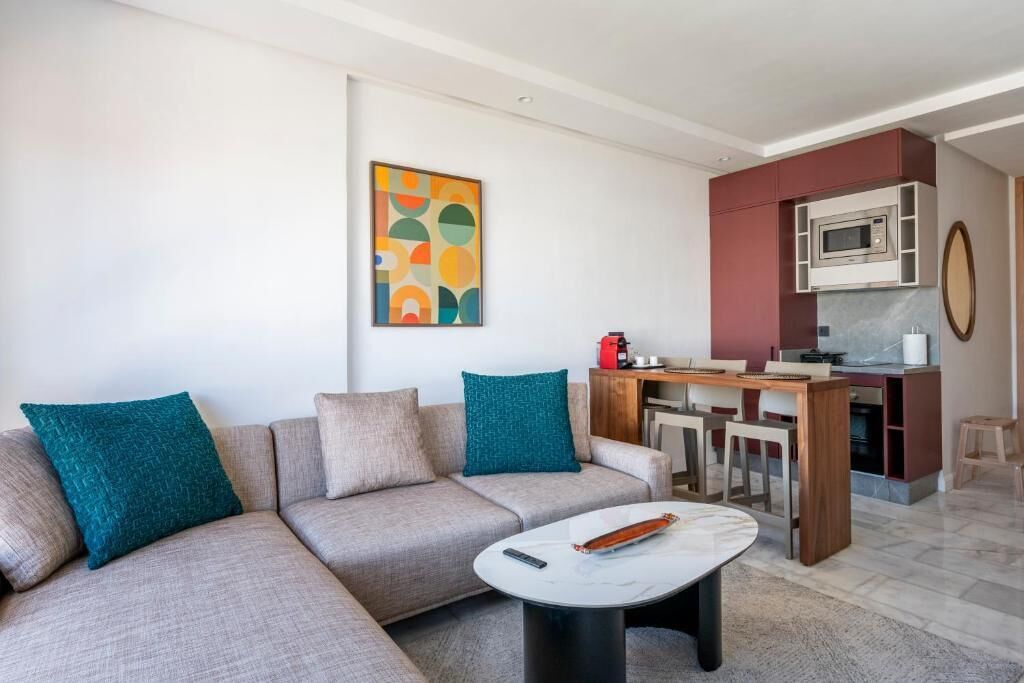 Superior Apartment, Balcony, City View | Living area