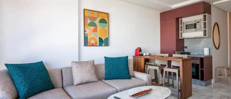 Superior Apartment, Balcony, City View | Living area