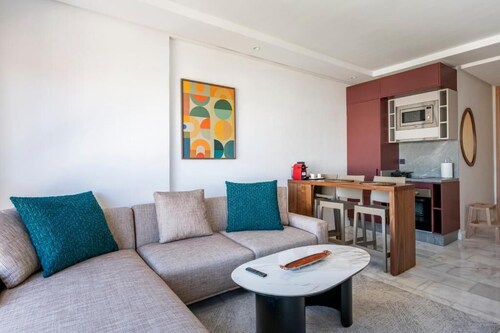 Charming Apartment 42