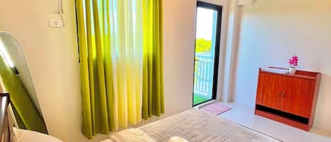 1 bedroom, WiFi, bed sheets