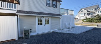 Gorgeous Family Rental - Steps to Sagamore Beach