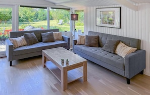 Unclassified image, 4 of 19, button - Awesome home in Jægerspris with WiFi (Jægerspris)