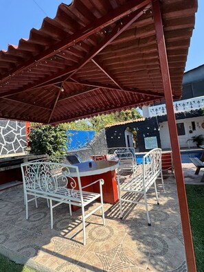 Outdoor dining - Vrbo Property (México)