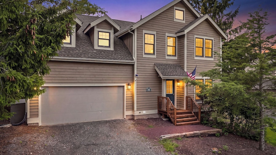 Aspen Hollow by Avantstay Group-friendly Stay + Deck Dining + BBQ Near Ski + Waterparks