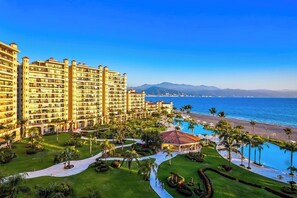 Exterior - Spacious Villa Directly on the Beach! Sunsets (Puerto Vallarta)