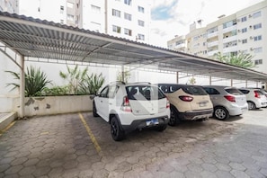 Property grounds - Fully furnished apartment near Florianópolis, pets allowed. (São José)