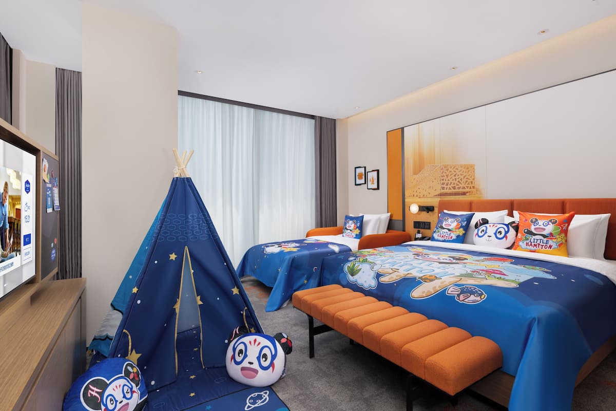 Family Quadruple Room, City View | Desk, laptop workspace, free WiFi