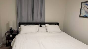 2 bedrooms, iron/ironing board, WiFi, bed sheets
