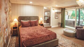 2 bedrooms, iron/ironing board, travel crib, WiFi (free)