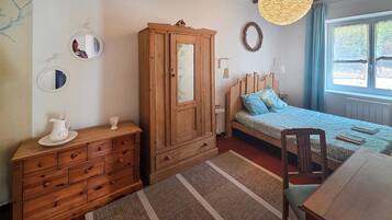 1 soverom og reiseseng for barn
