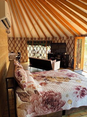 WiFi, bed sheets
