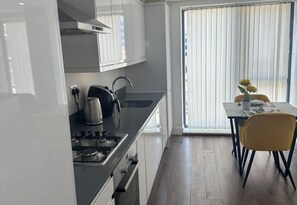 Fridge, microwave, oven
