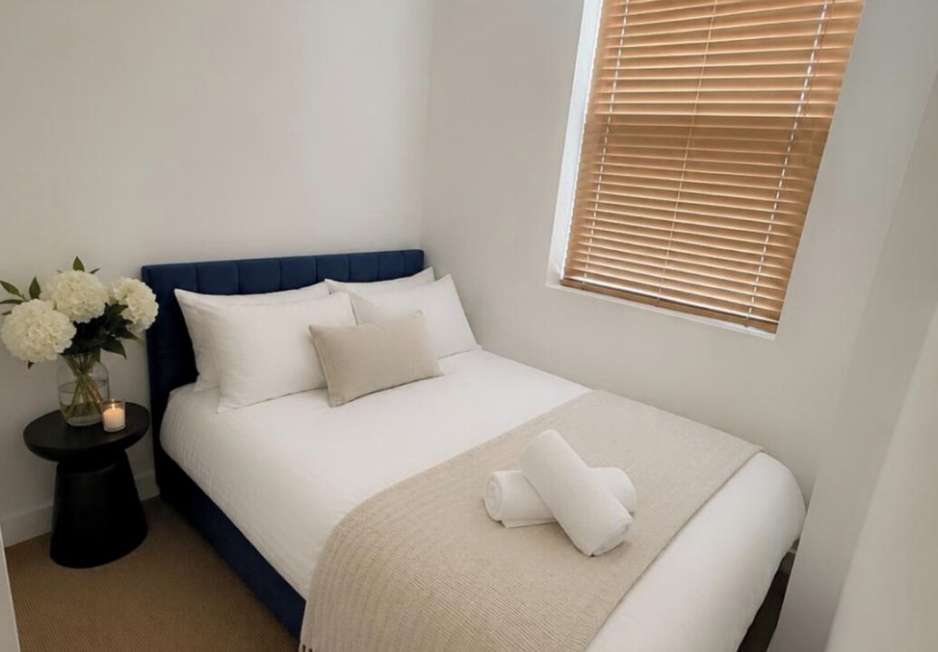 Ferros/tábuas de passar roupa, Wi-Fi, roupa de cama
