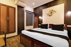 Classic Room | Free WiFi - Collection O Lake Mall Kalighat (Kolkata)