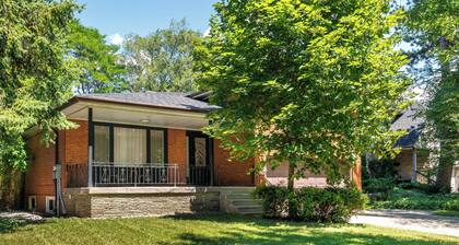 Premium 3BR North York home with 2.5 washroom and free parking on driveway,