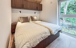 2 bedrooms, free WiFi - 3 bedroom lovely home in Oud Gastel (Oud Gastel)