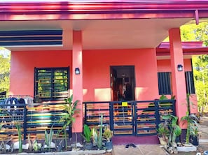 Exterior - Romantic Nature Retreat, Unique & Cozy Tiny Home (Rizal)