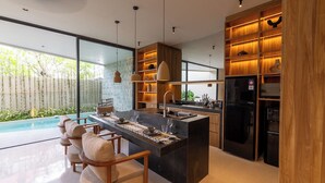 Ảnh chưa phân loại, 4 trong số 36 ảnh, nút