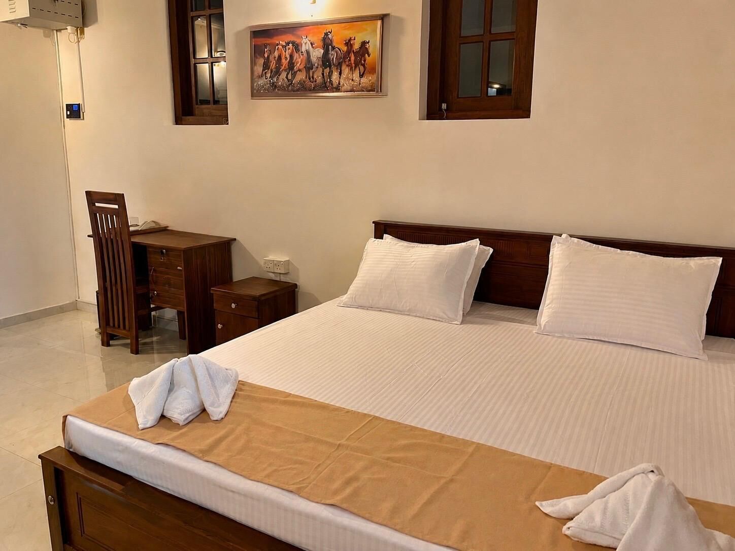5 Schlafzimmer, Bügeleisen/Bügelbrett, kostenloses WLAN, Bettwäsche