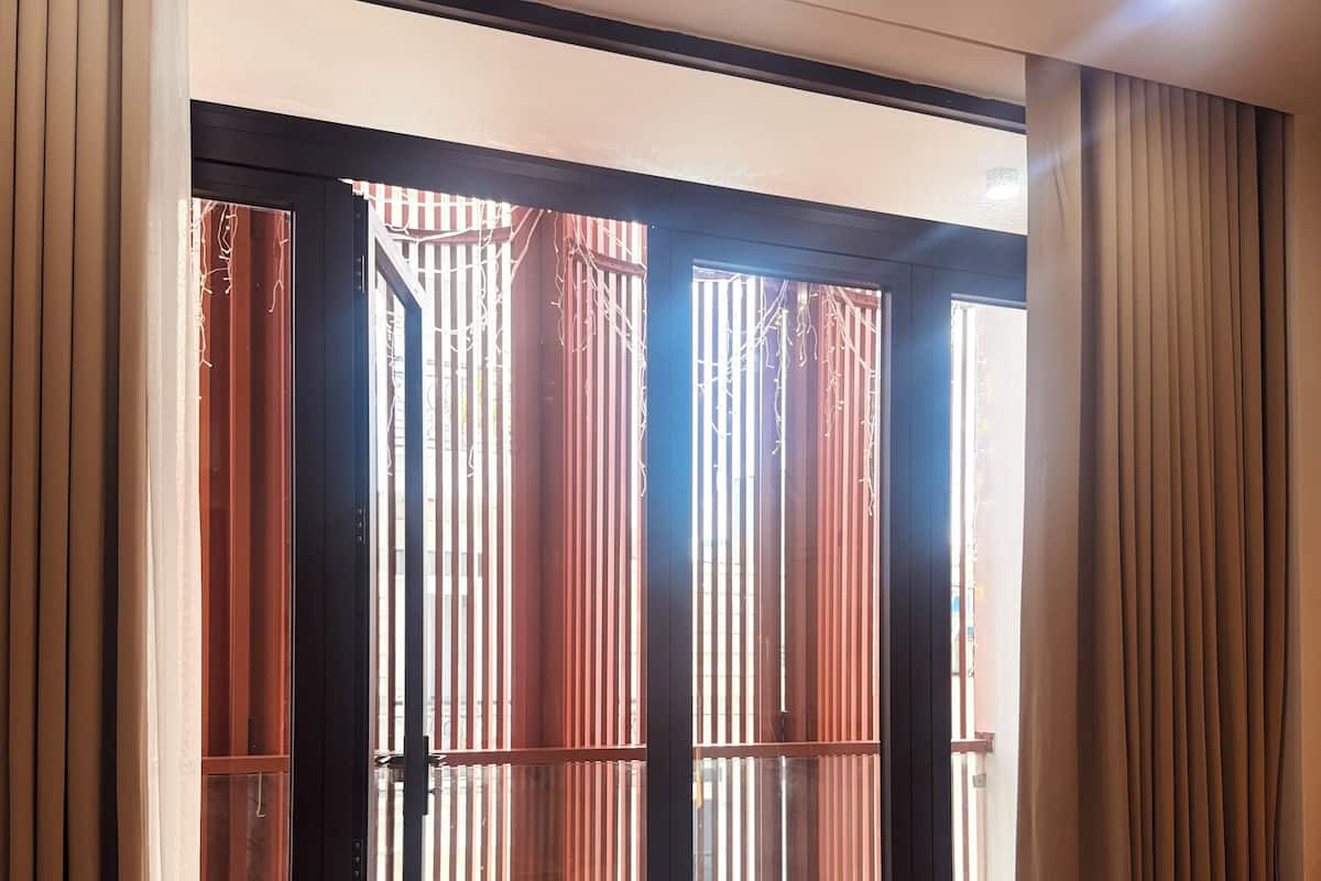 Deluxe Studio, Balcony, City View | Desk, free WiFi