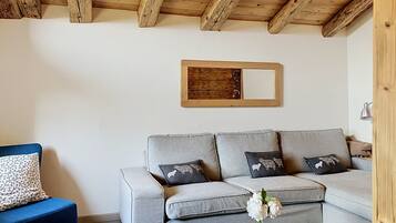 Fernseher, Kamin