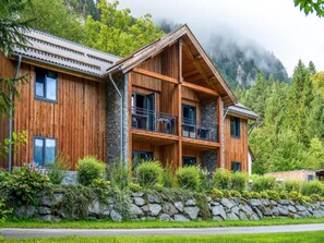 Exterior - Spacious apartment in the Alps close to a lake (Hermagor-Pressegger See)
