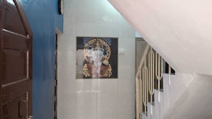 Staircase - Kashi Ghat Haven Homestay (Varanasi)